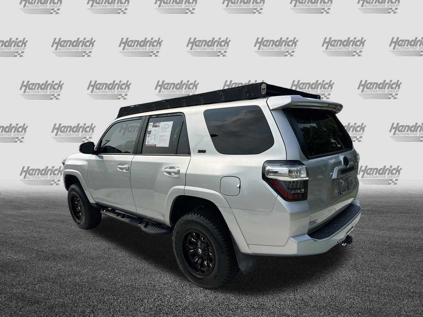 Used 2021 Toyota 4Runner SR5 AWD/4WD image 8