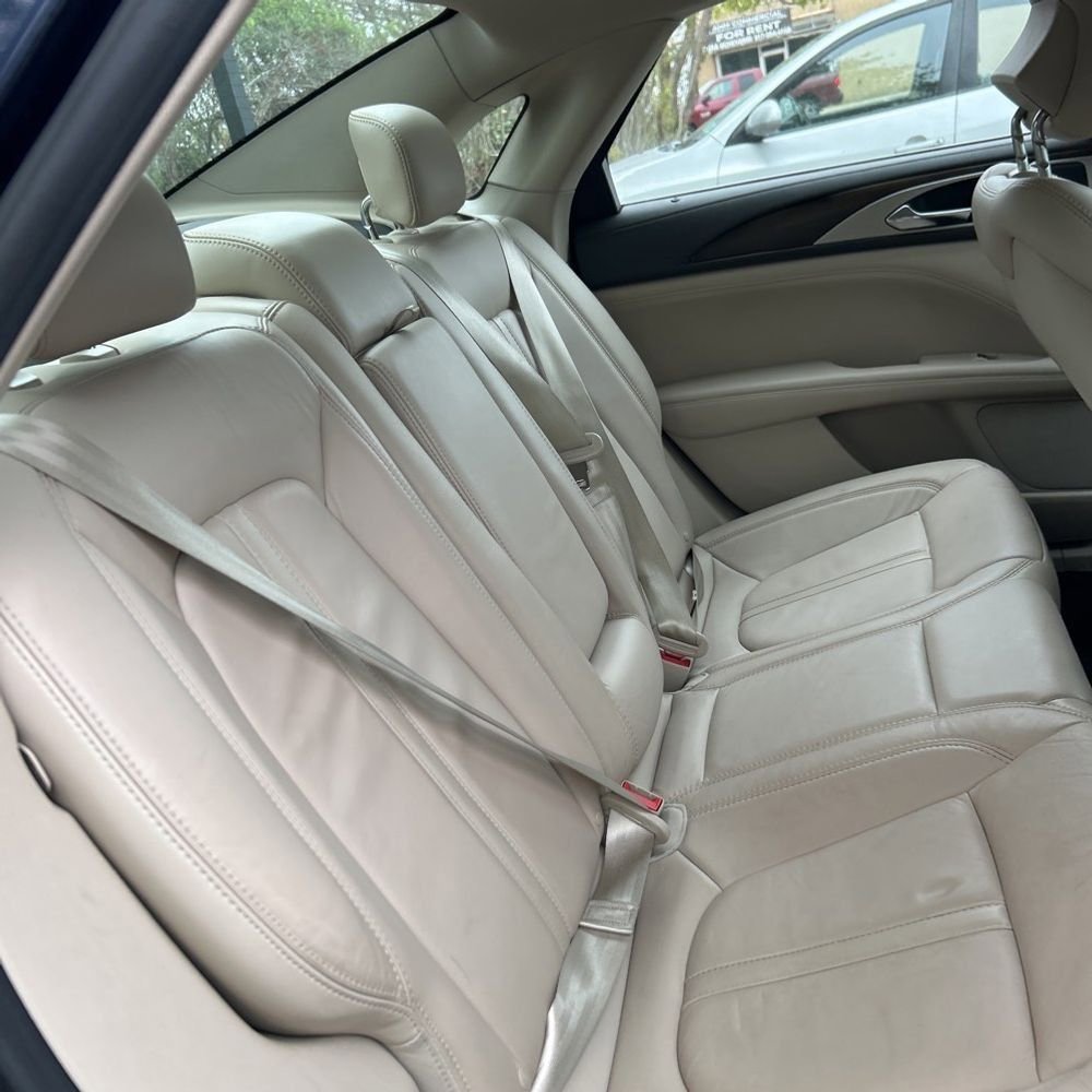 Used 2017 Lincoln MKZ Select w/ Select Plus Package AWD/4WD image 12