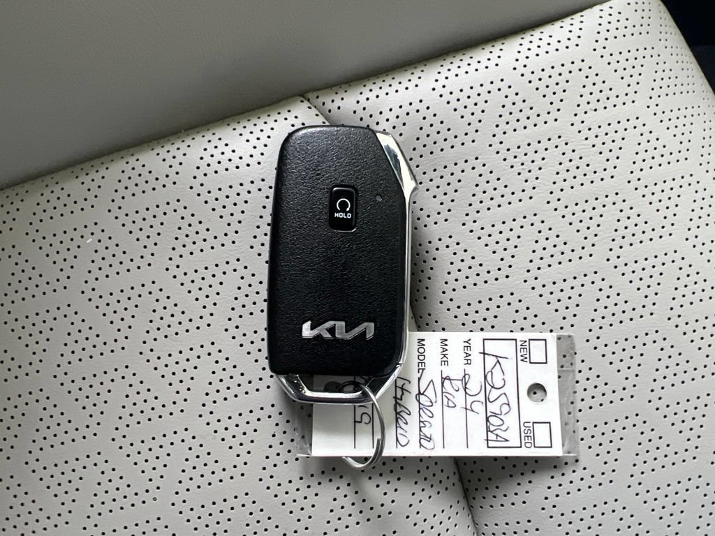 Certified 2024 Kia Sorento EX AWD/4WD image 25