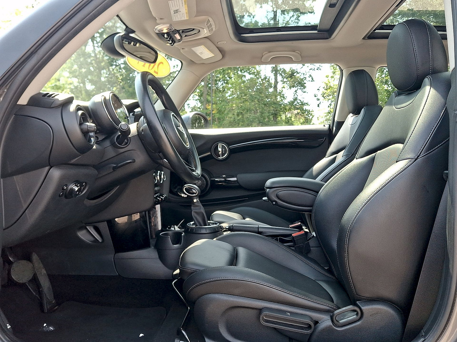 Used 2017 MINI Cooper S FWD image 11
