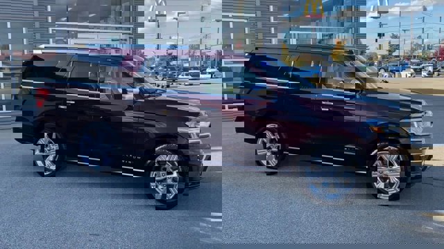 Certified 2024 Ford Expedition Max Platinum image 3