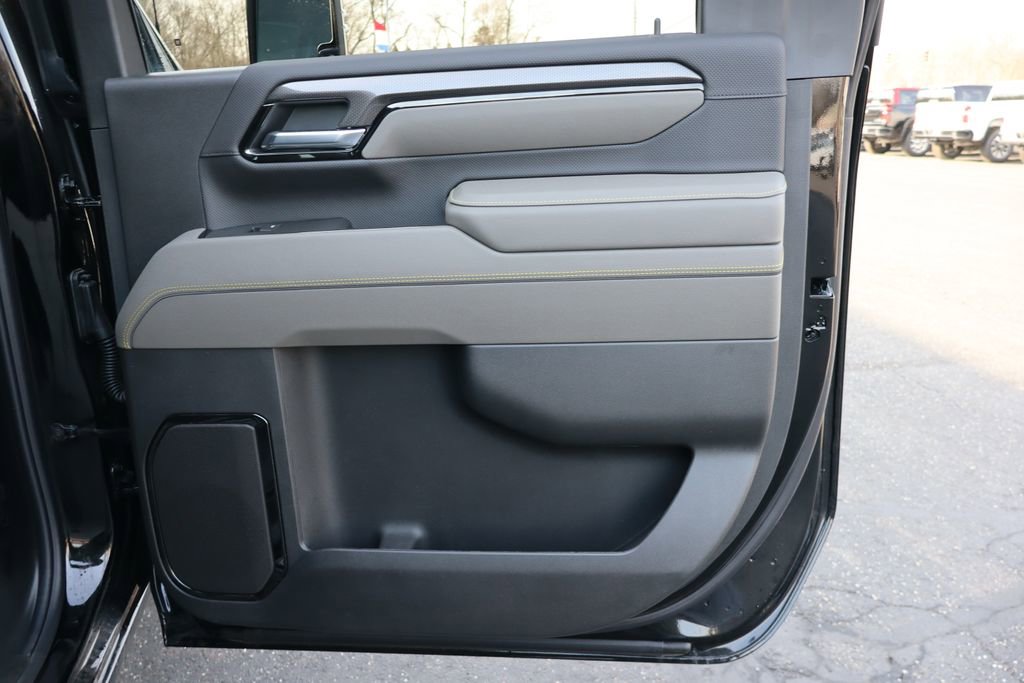 Used 2025 Chevrolet Silverado 2500 ZR2 w/ Technology Package image 27