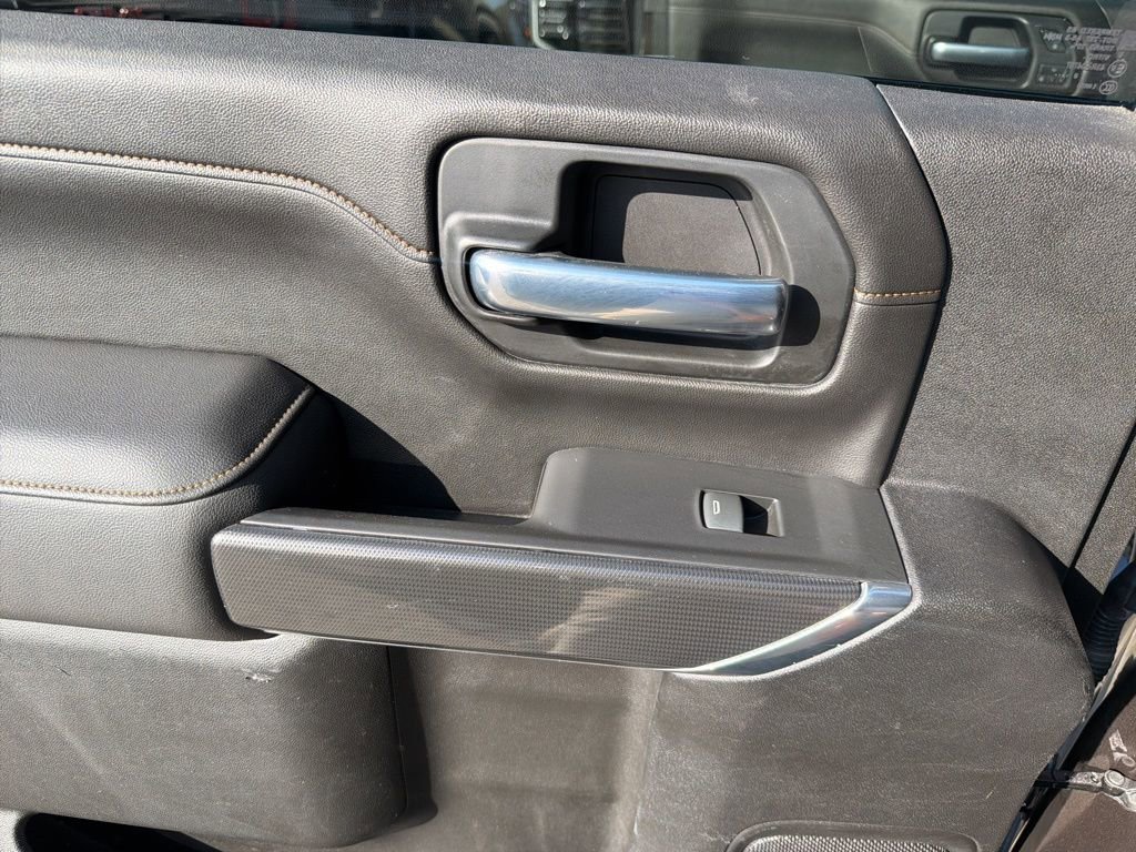 Used 2020 GMC Sierra 2500 AT4 w/ AT4 Premium Package image 24