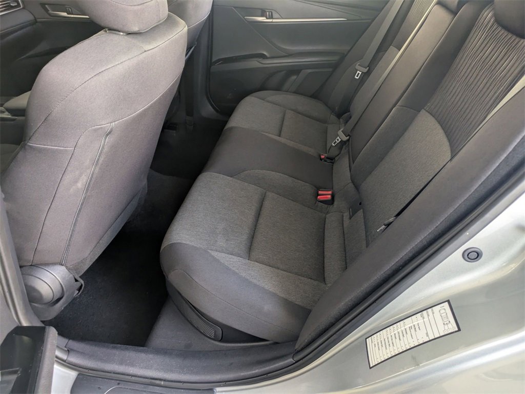 Used 2025 Toyota Camry LE image 27