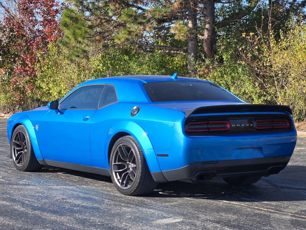 Used 2019 Dodge Challenger SRT Hellcat image 3