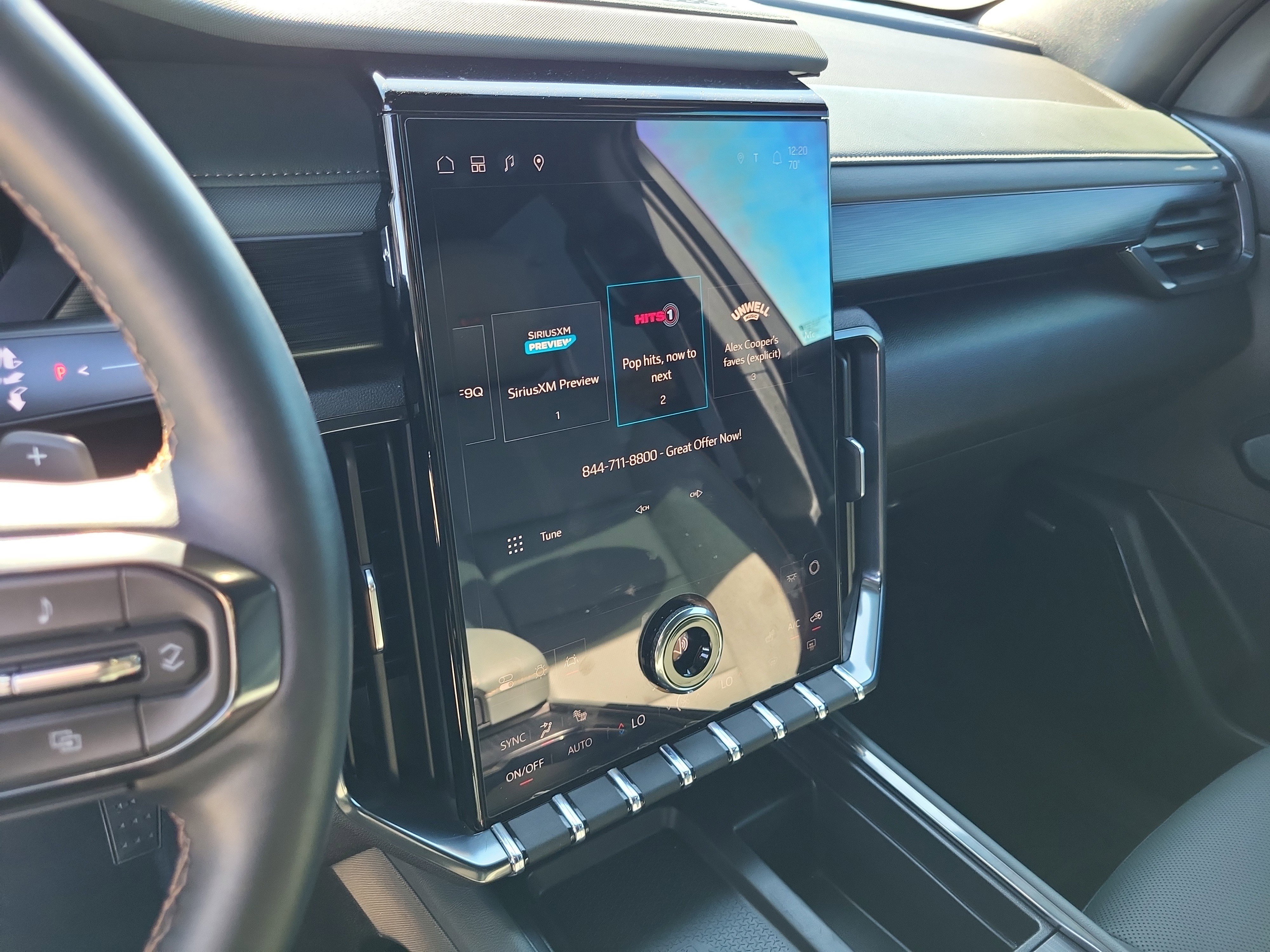 Certified 2025 GMC Acadia AT4 image 21