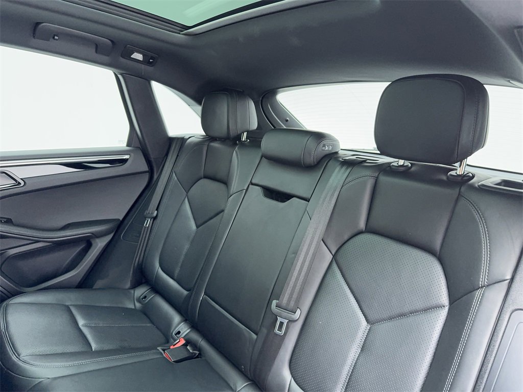 Used 2021 Porsche Macan S image 41