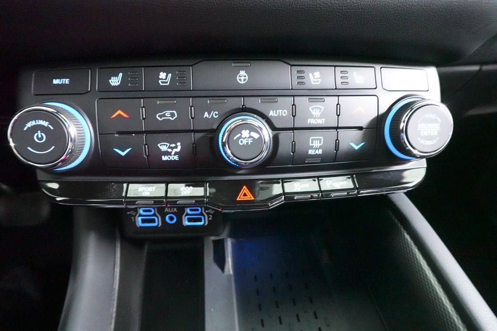 Used 2025 Dodge Durango R/T AWD/4WD image 15