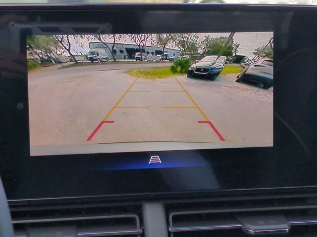 New 2026 Chevrolet Trax ACTIV w/ Driver Confidence Package FWD image 19