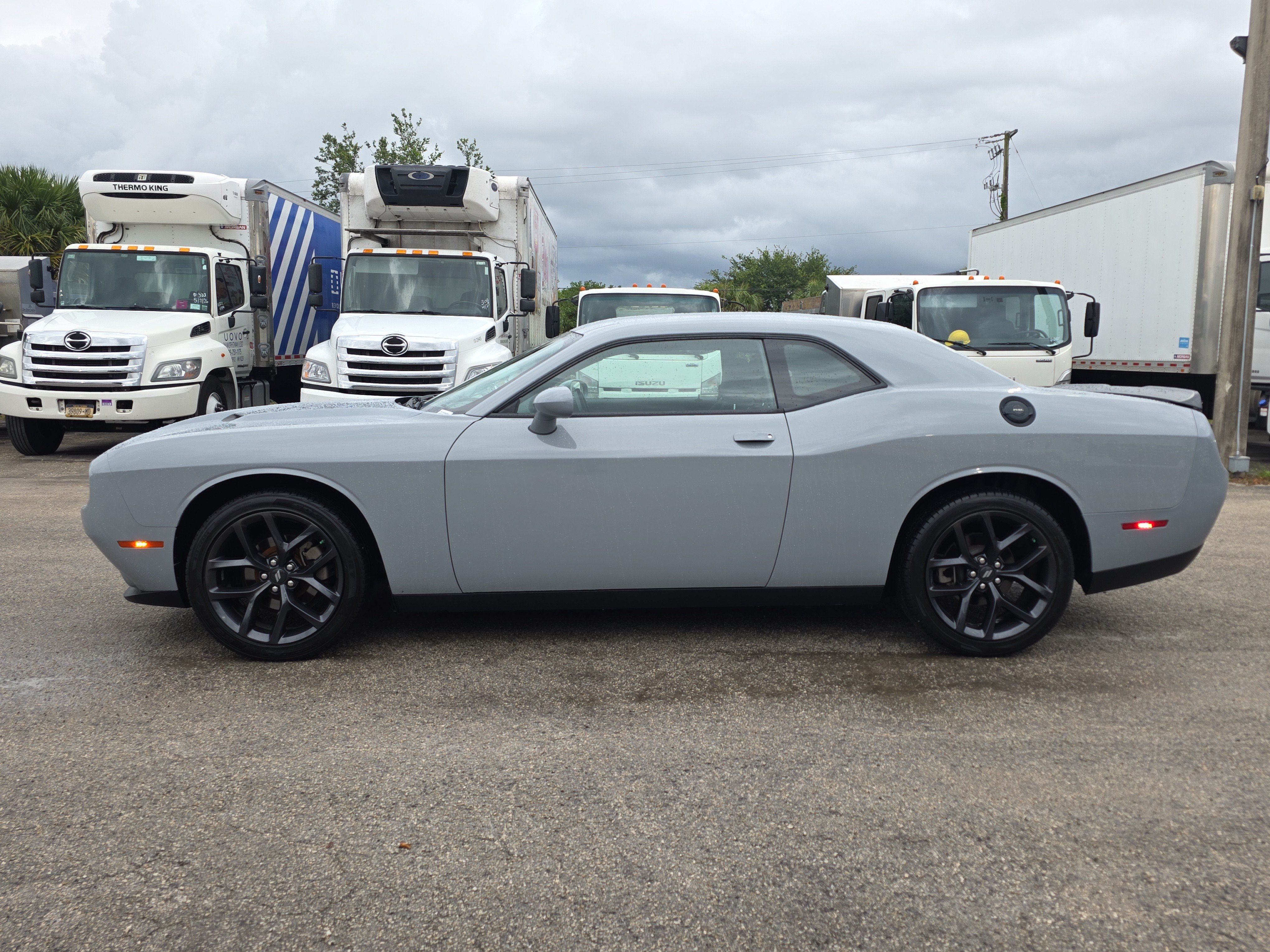 Used 2022 Dodge Challenger SXT w/ Blacktop Package RWD image 7