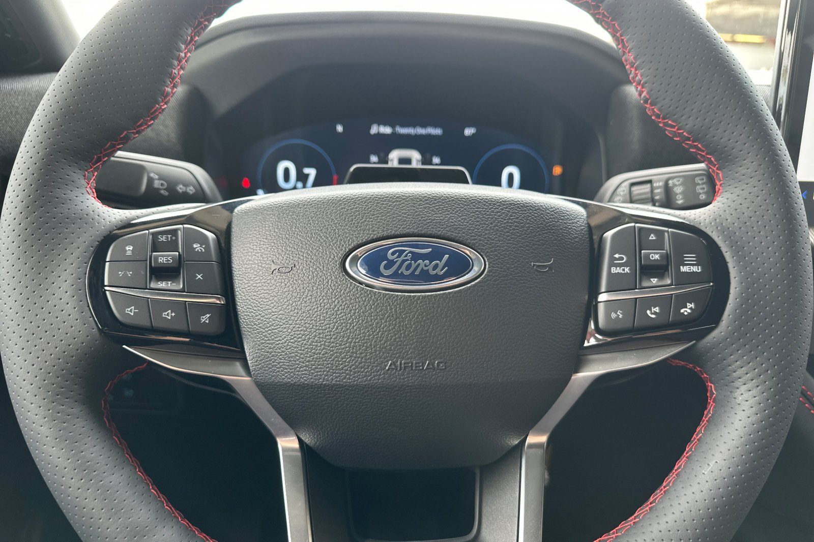 New 2027 Ford Explorer ST-Line w/ Premium Package RWD image 25