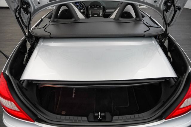 Used 2006 Mercedes-Benz SLK 350 image 35