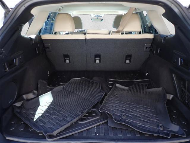 Used 2023 Subaru Outback Limited XT AWD/4WD image 8