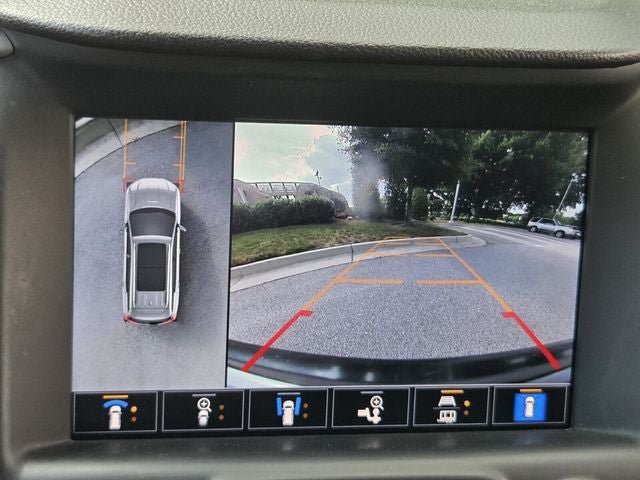 Used 2022 GMC Terrain AT4 w/ Tech Package AWD/4WD image 26