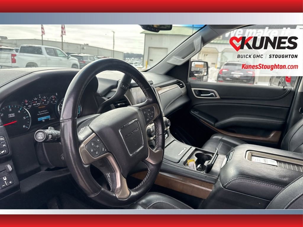Used 2019 GMC Yukon Denali w/ Denali Ultimate Package image 17