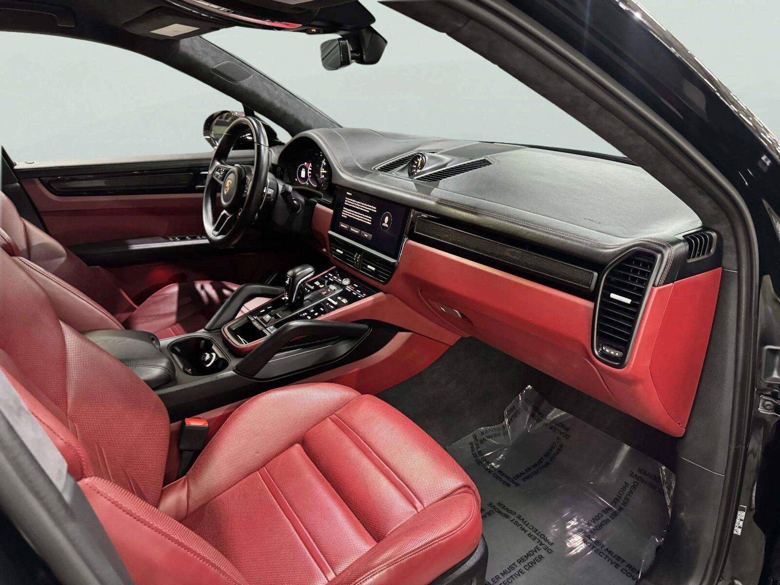 Used 2022 Porsche Cayenne Turbo GT AWD/4WD image 45