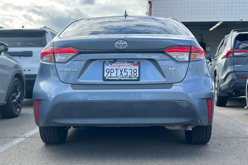 Certified 2025 Toyota Corolla LE image 5