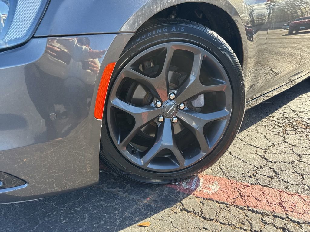 Used 2021 Chrysler 300 S image 2