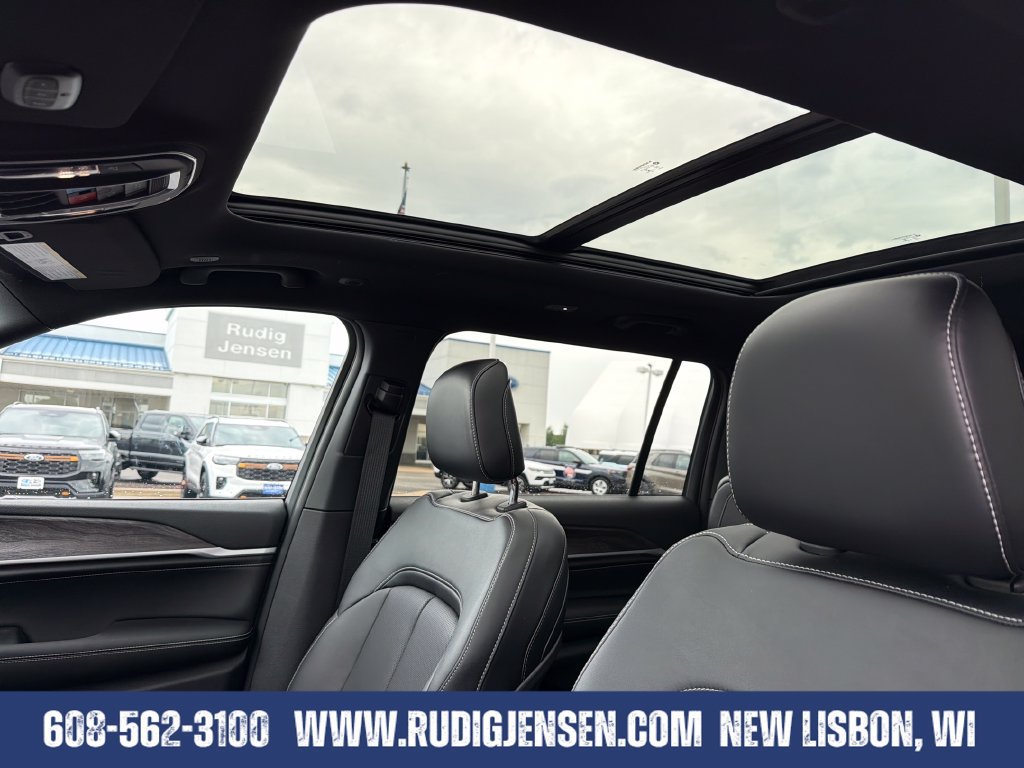 New 2027 Jeep Grand Cherokee L Limited AWD/4WD image 21