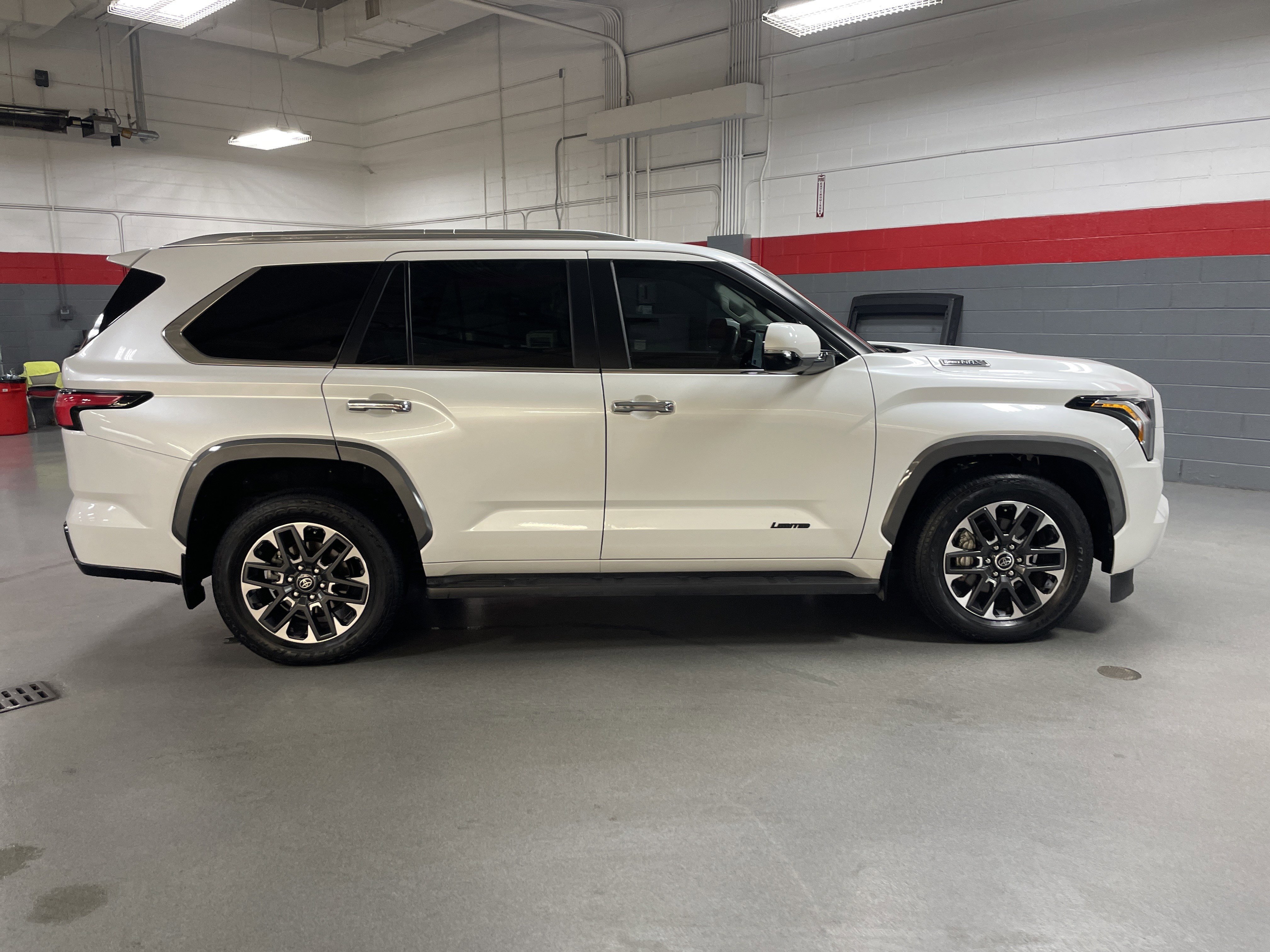 Certified 2024 Toyota Sequoia Limited w/ Tow Technology Package image 11