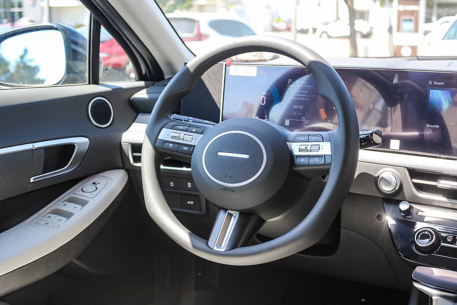 New 2025 Hyundai Sonata SE FWD image 17