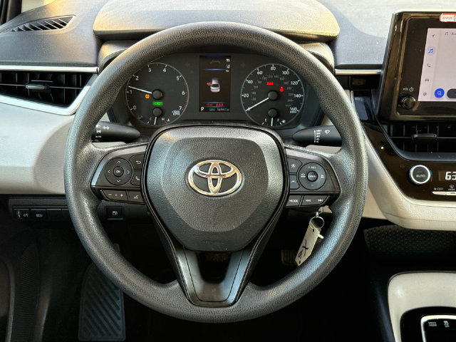 Used 2025 Toyota Corolla LE FWD image 12