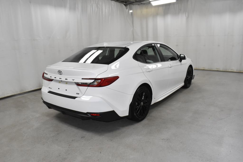 Certified 2025 Toyota Camry SE image 6