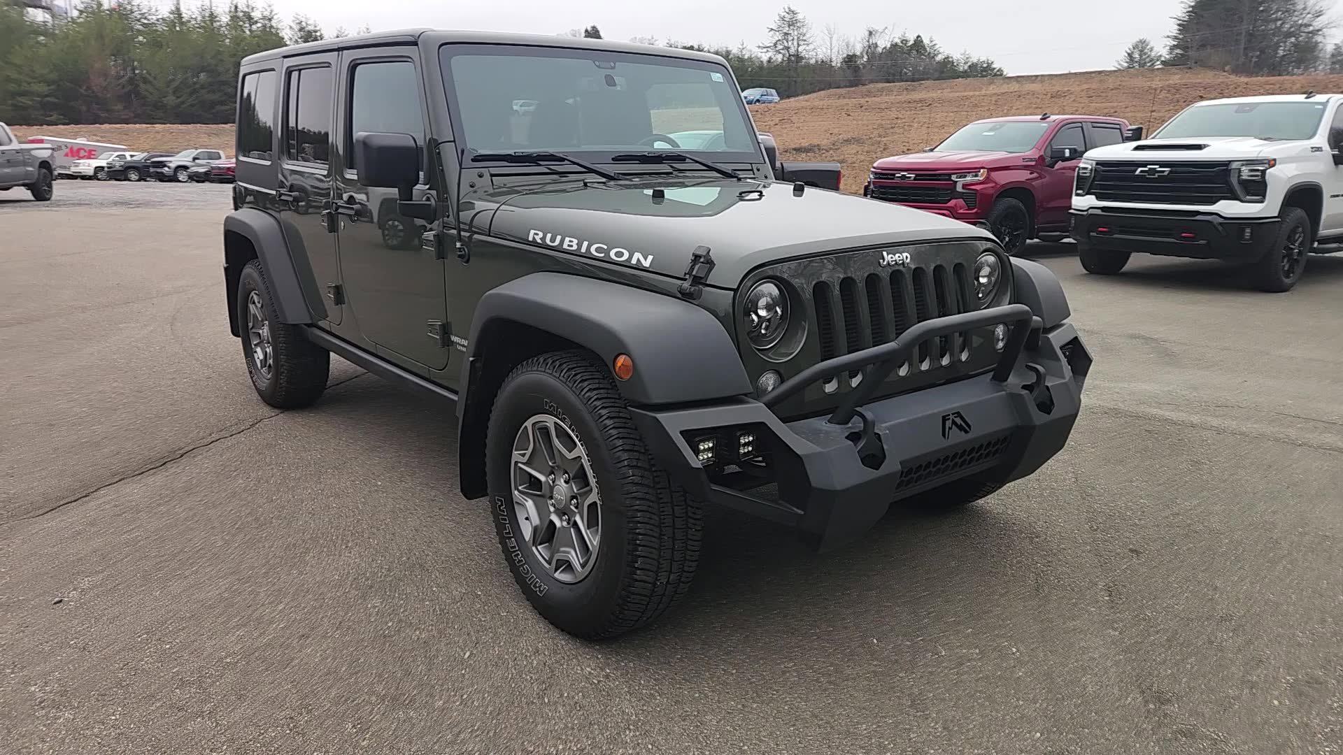Used 2015 Jeep Wrangler Unlimited Rubicon w/ Connectivity Group image 13