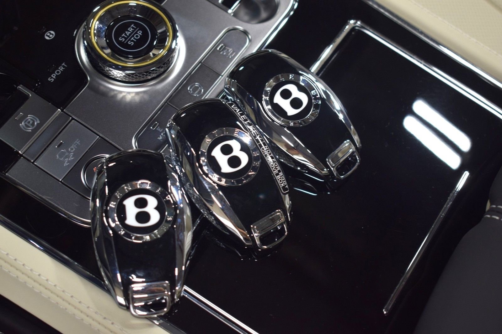 New 2025 Bentley Continental GTC AWD/4WD image 40