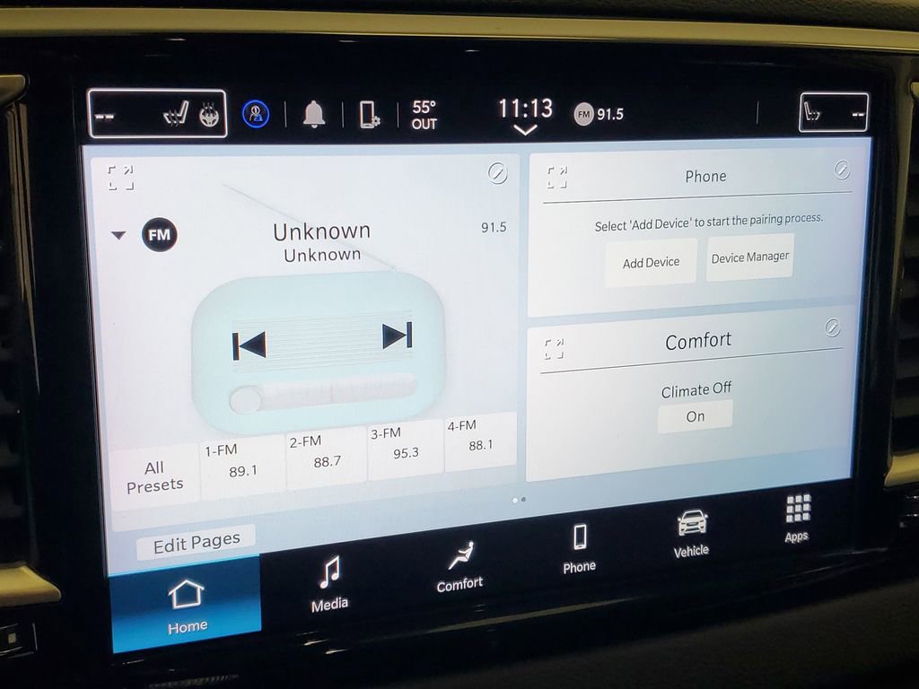 Used 2024 Chrysler Pacifica Touring-L image 16