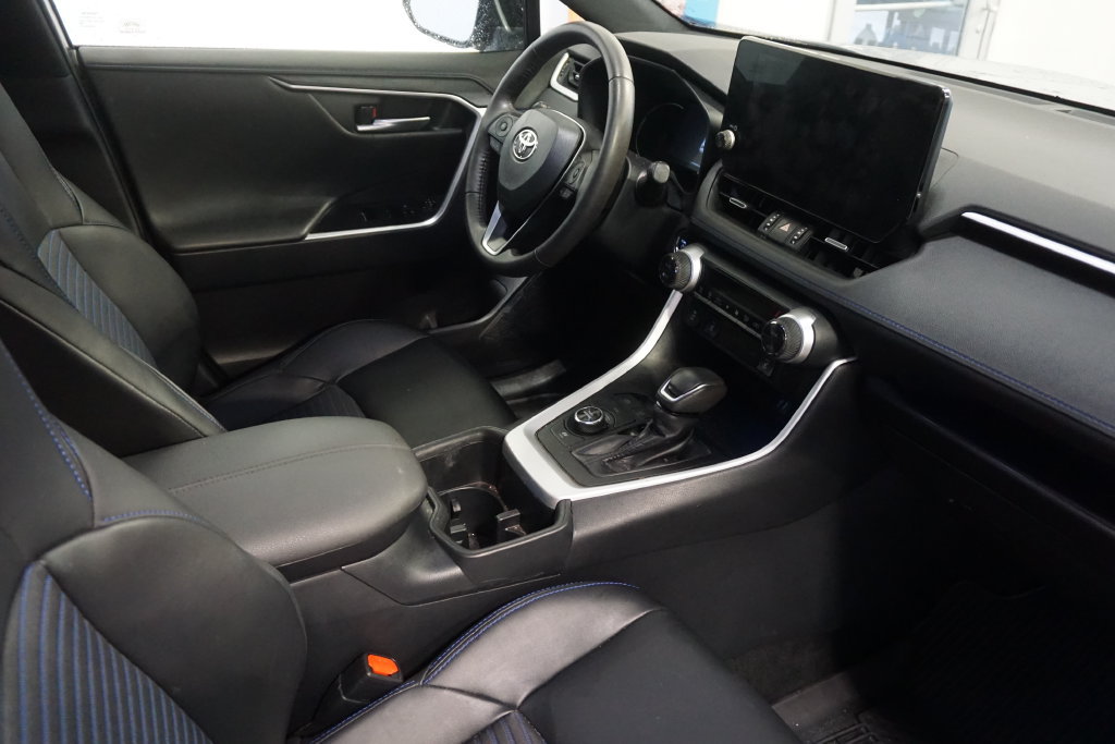 Used 2023 Toyota RAV4 XSE w/ XSE Grade Weather Package AWD/4WD image 23