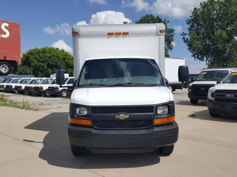 Used 2012 Chevrolet Express 3500 RWD image 4