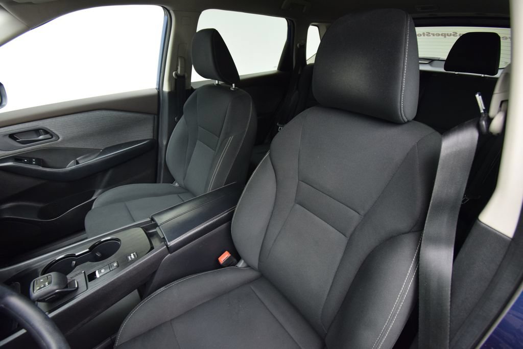Used 2023 Nissan Rogue S FWD image 17