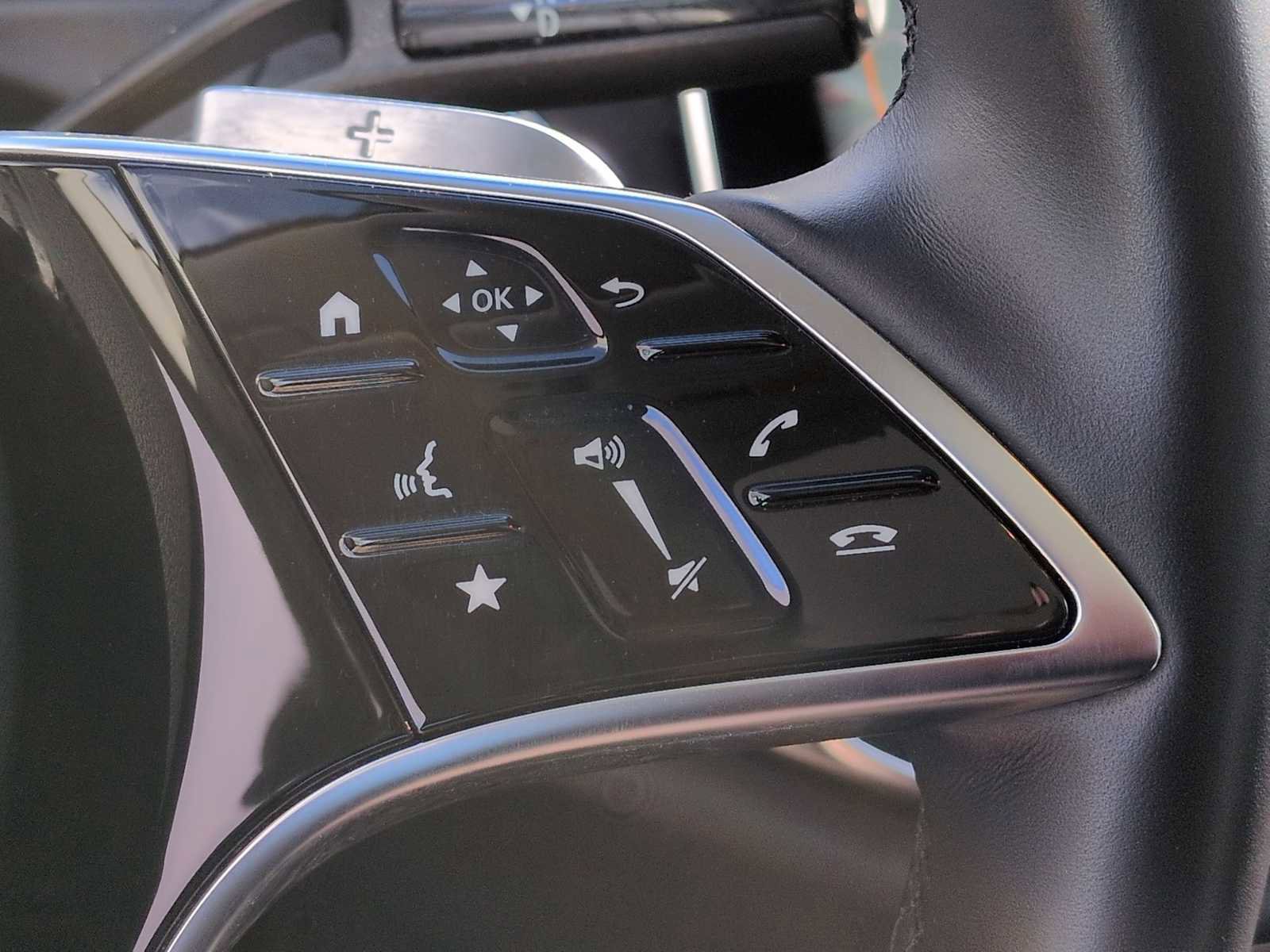 Used 2024 Mercedes-Benz E 350 4MATIC Sedan image 25