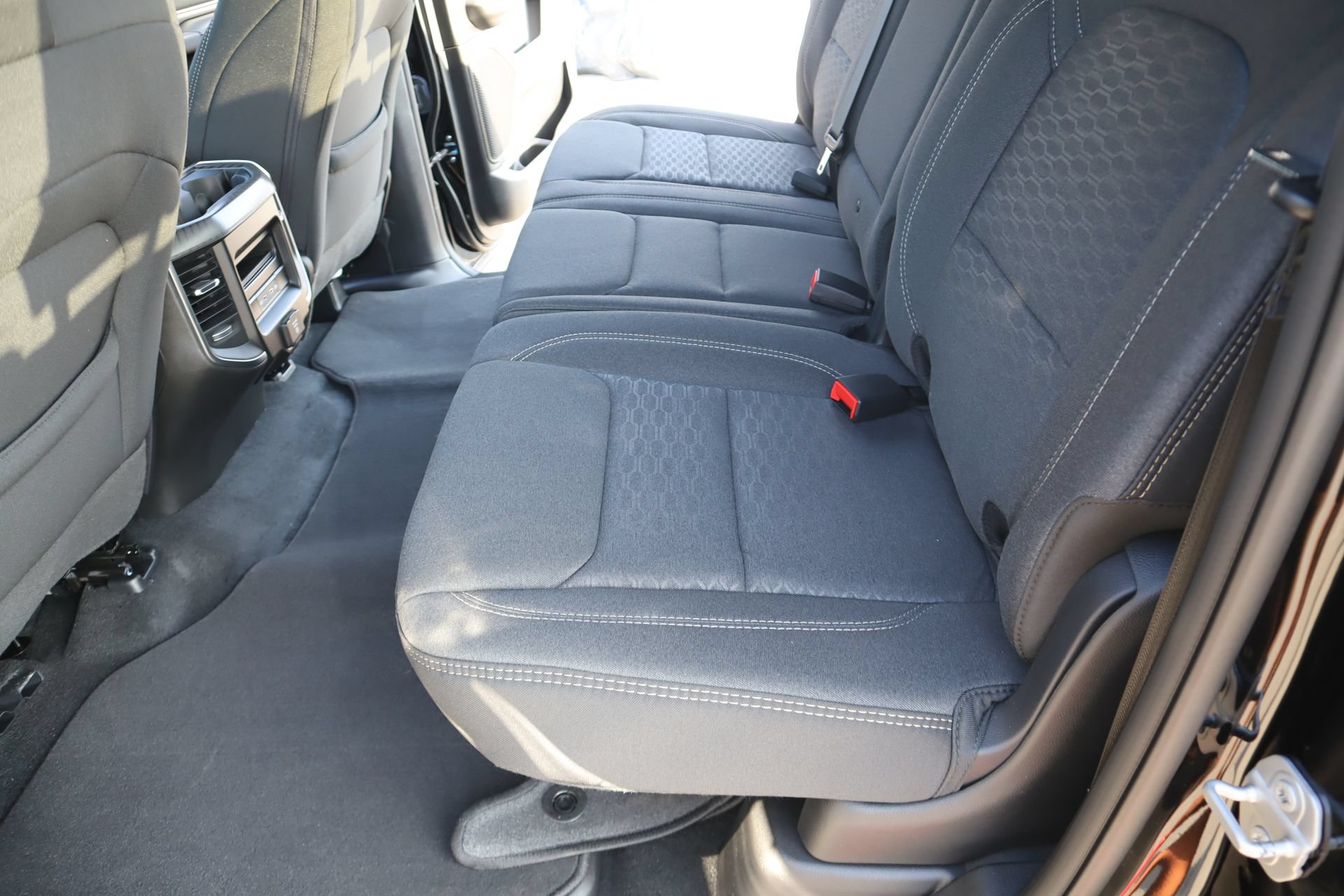 New 2027 RAM 1500 Big Horn AWD/4WD image 13