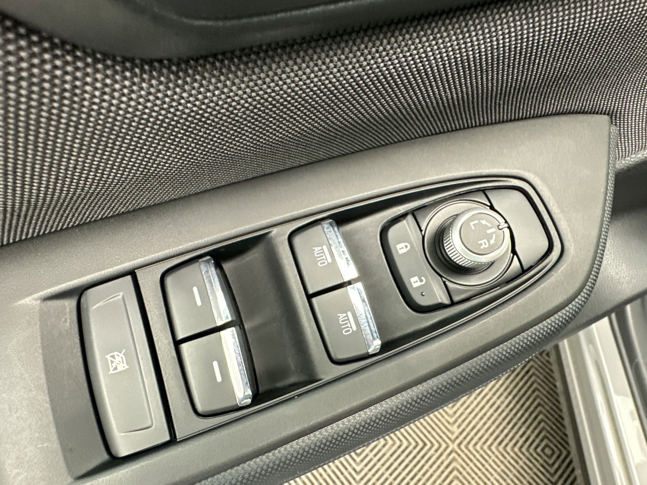 Used 2026 Subaru Forester Premium image 12