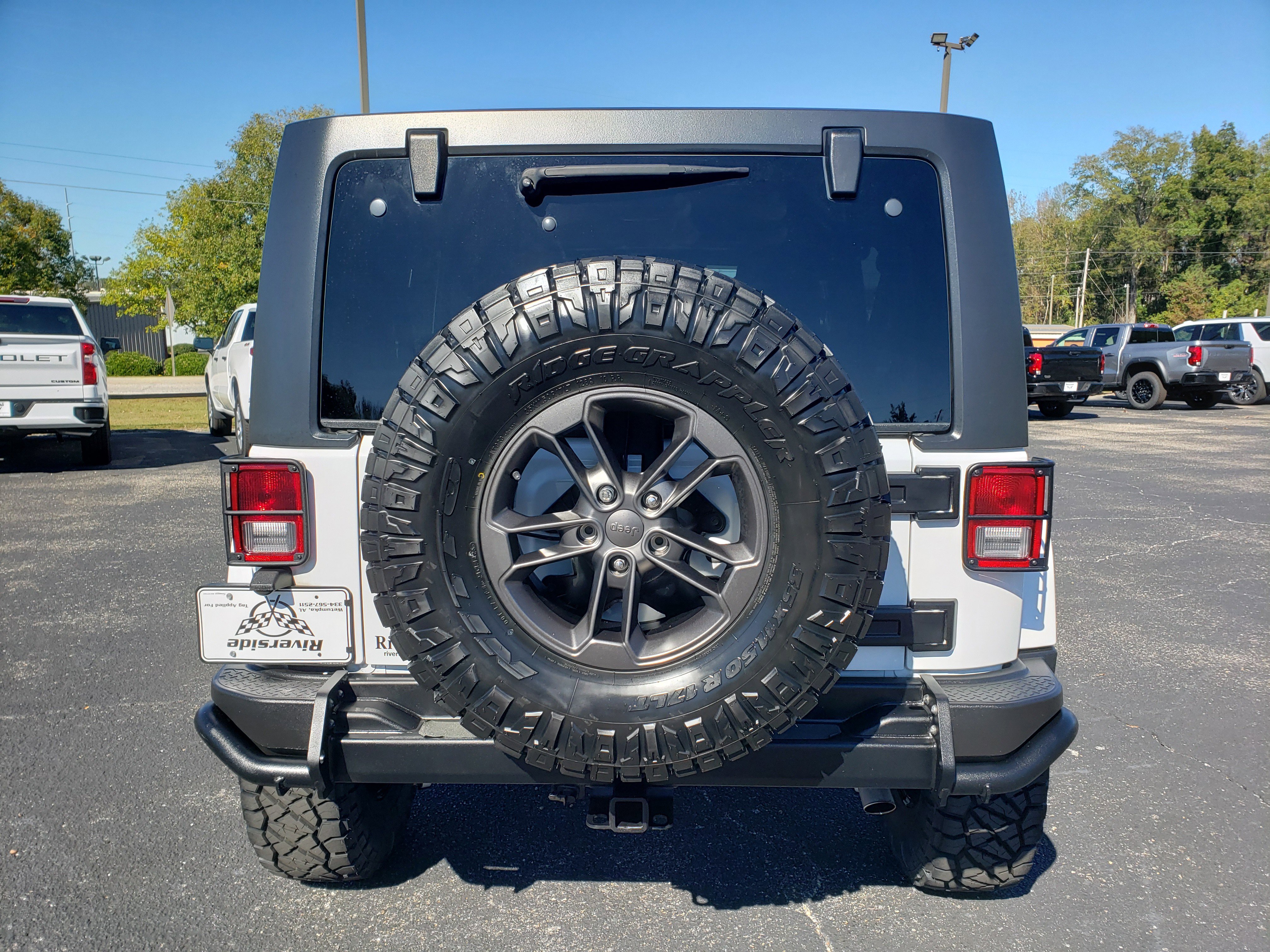 Used 2018 Jeep Wrangler Unlimited Sport image 8