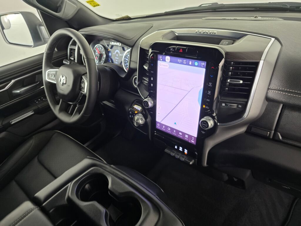 Used 2025 RAM 1500 Laramie image 40