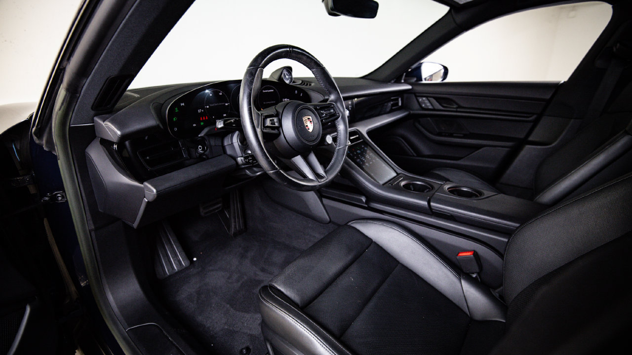 Certified 2023 Porsche Taycan RWD image 4