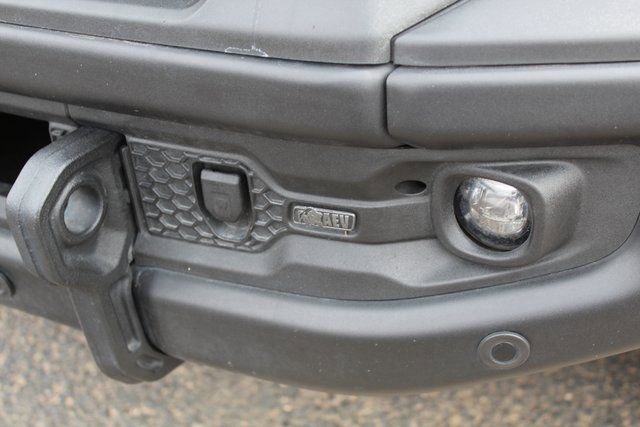 Used 2024 GMC Sierra 2500 AT4X w/ AT4X AEV Edition image 13