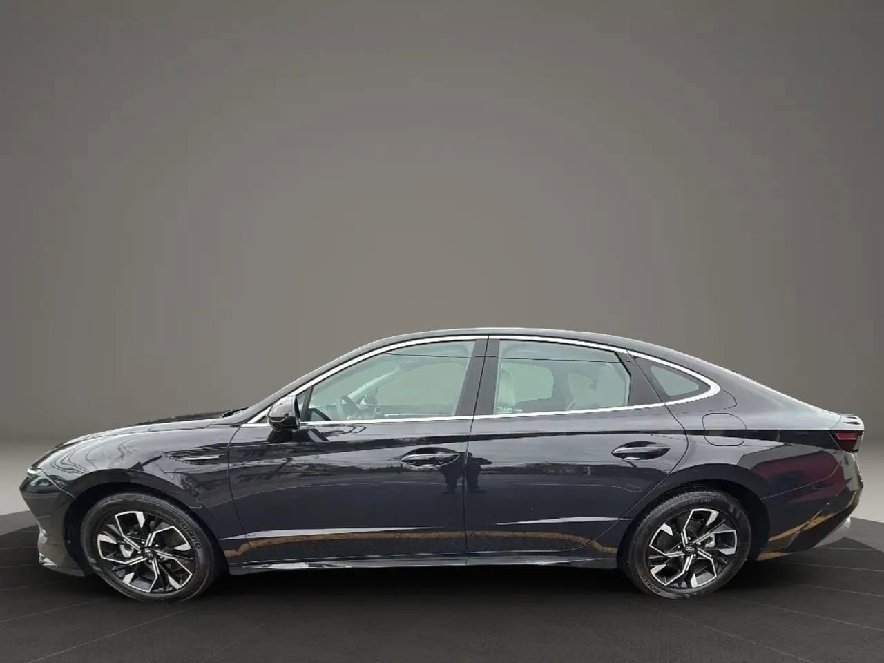 Used 2025 Hyundai Sonata SEL image 8