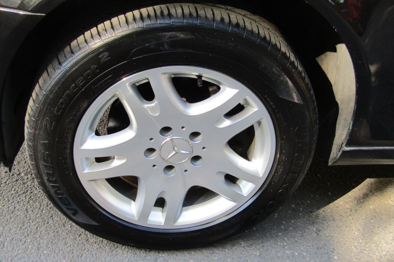 Used 2004 Mercedes-Benz E 320 4MATIC Wagon image 26
