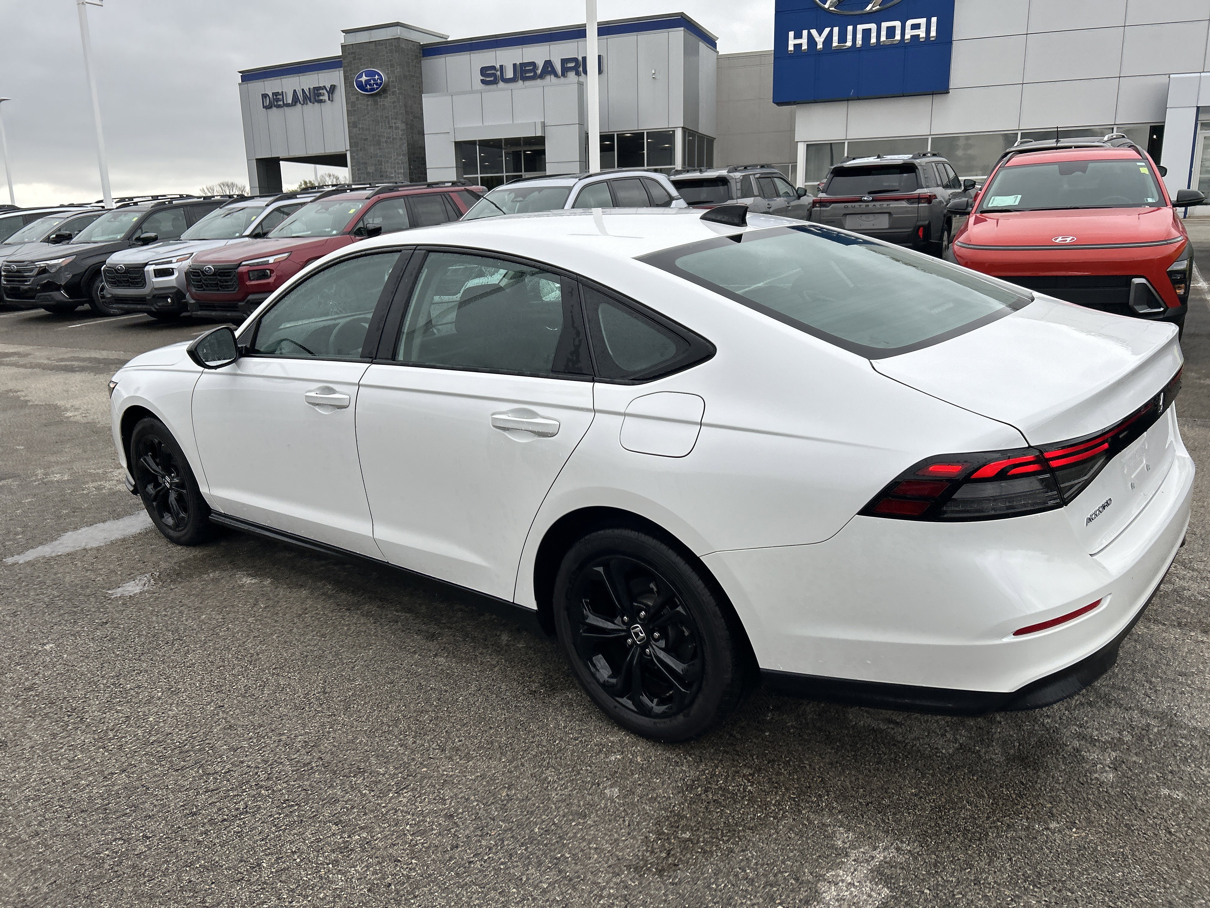 Used 2025 Honda Accord SE image 23