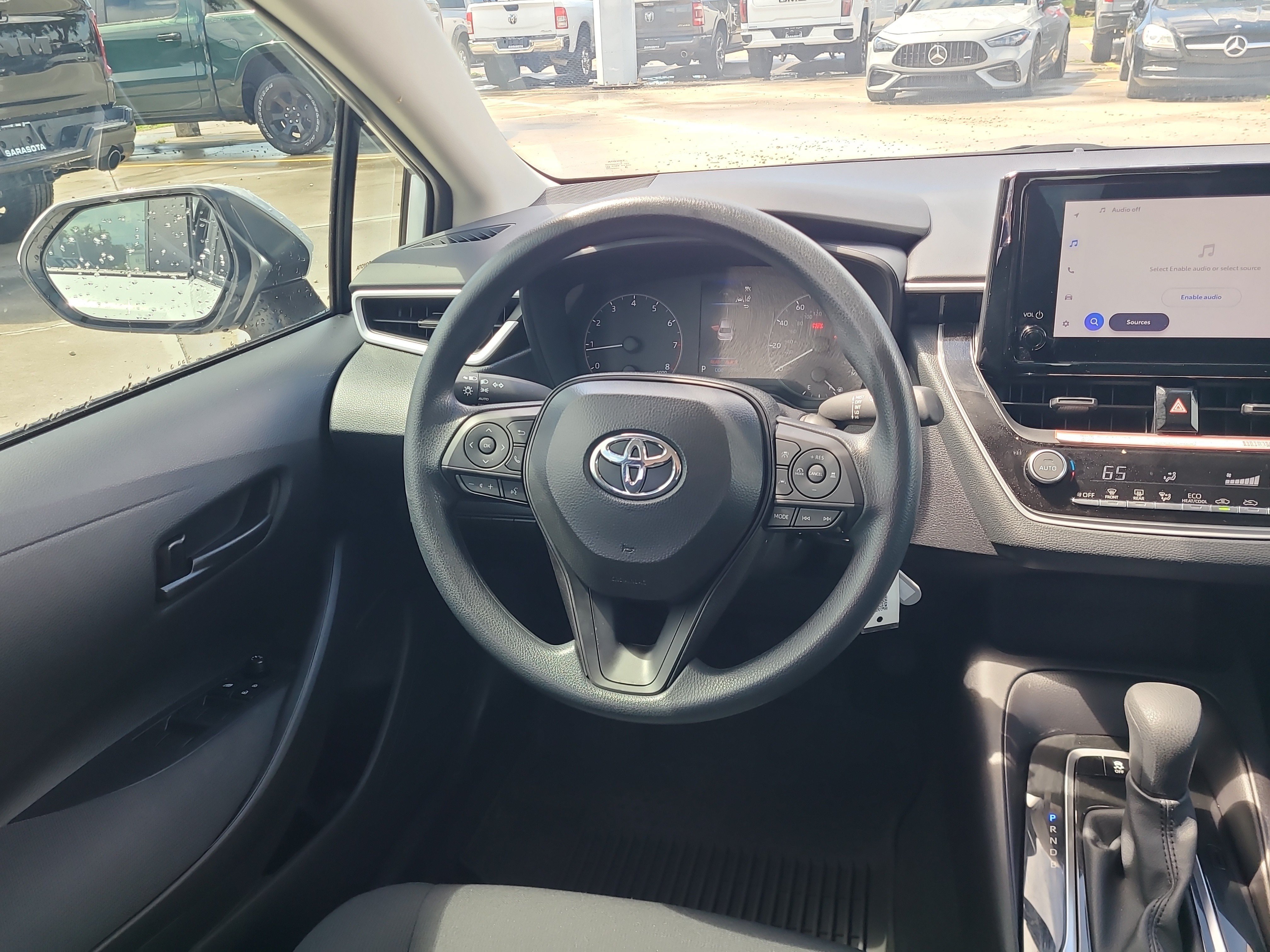 Used 2025 Toyota Corolla LE FWD image 14