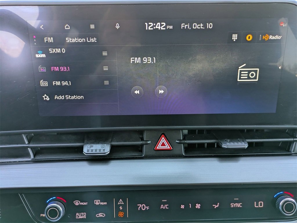 Used 2024 Kia Sportage EX image 23