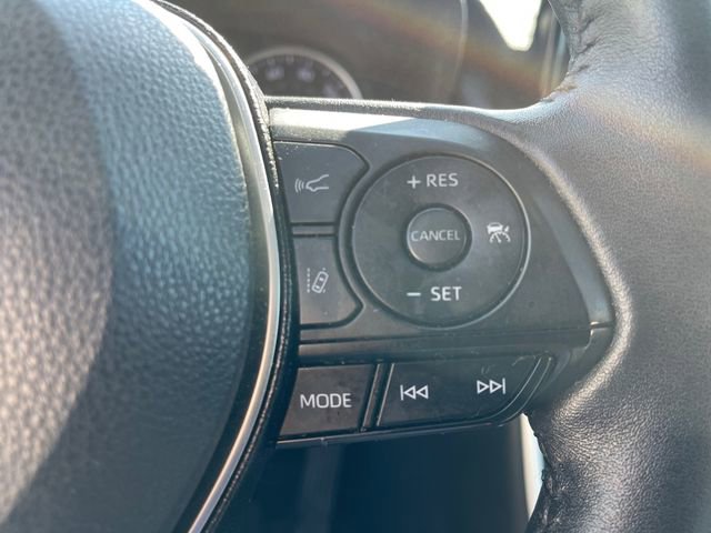 Used 2021 Toyota RAV4 XLE w/ XLE Grade Weather Package AWD/4WD image 24