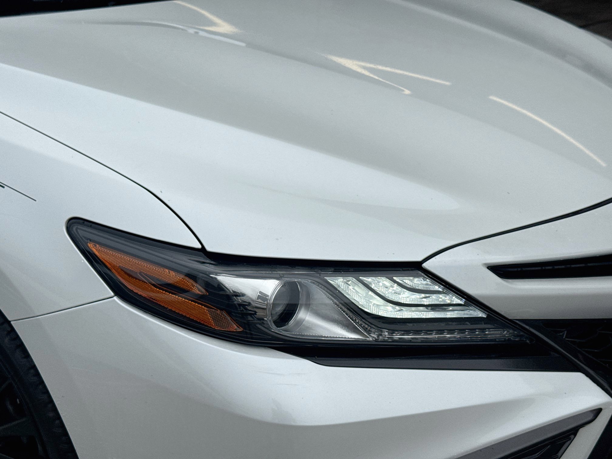 Used 2022 Toyota Camry XSE FWD image 32