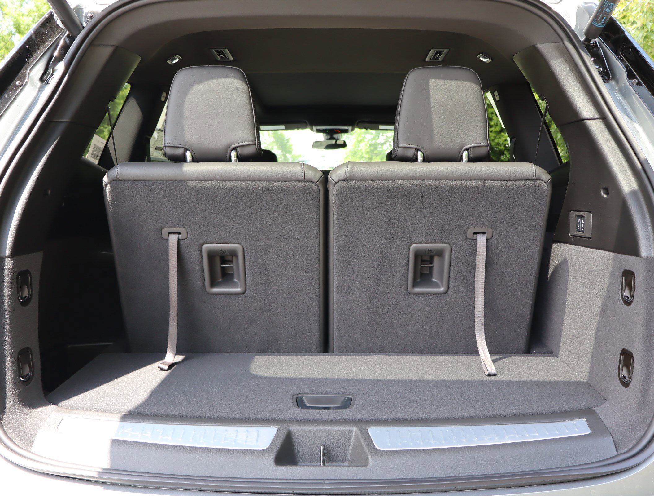 New 2025 Cadillac XT6 Luxury image 23