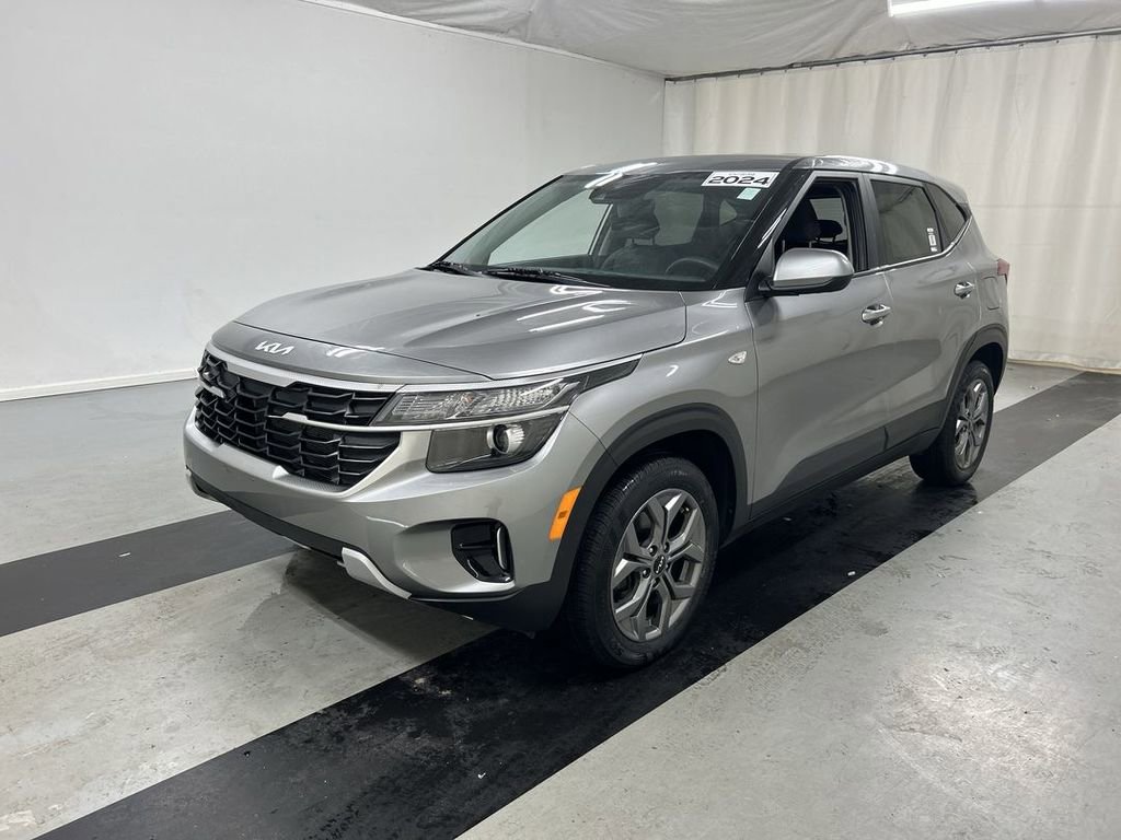 Certified 2024 Kia Seltos LX AWD/4WD image 5