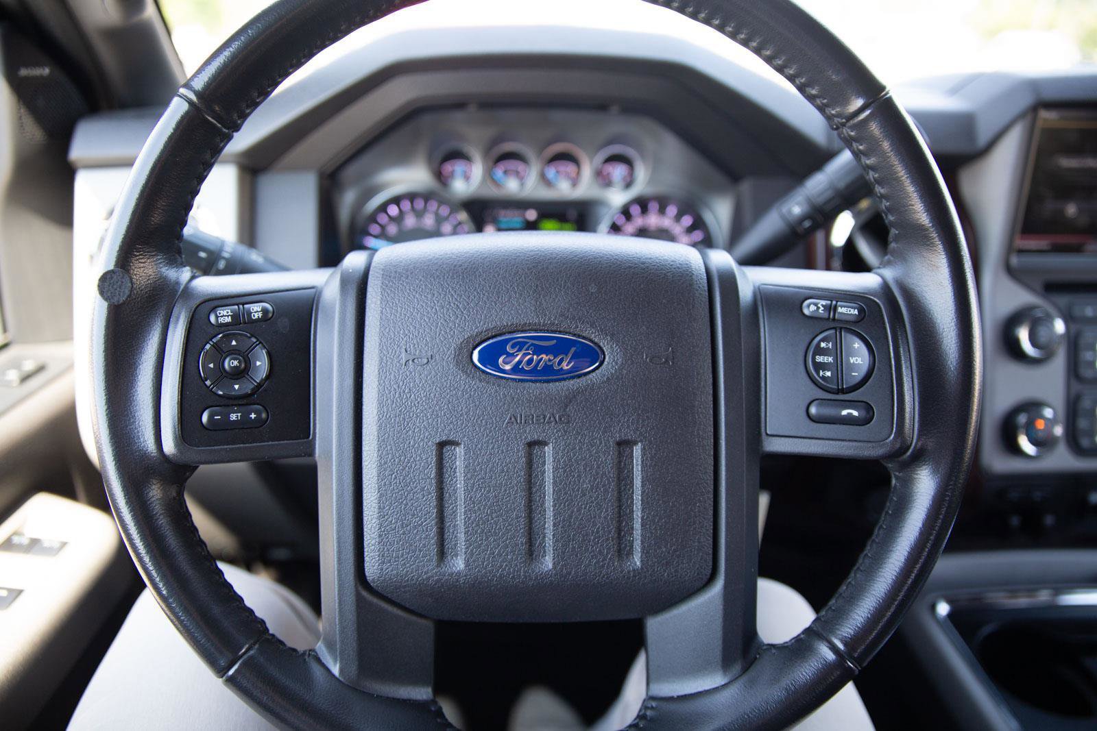 Used 2014 Ford F250 Lariat w/ Chrome Package AWD/4WD image 13